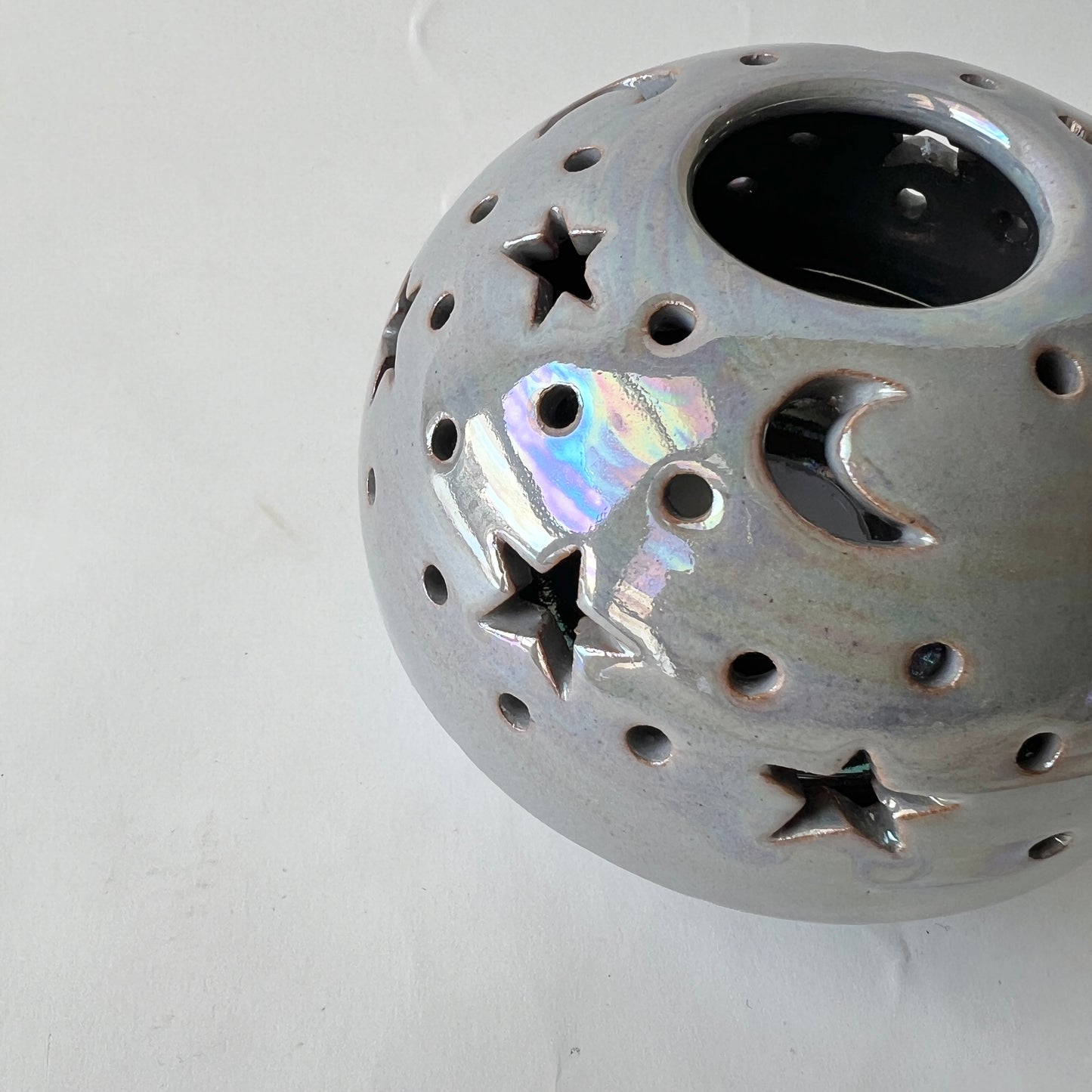 Stars in The Sky Candle Holder - Grey Iridescent